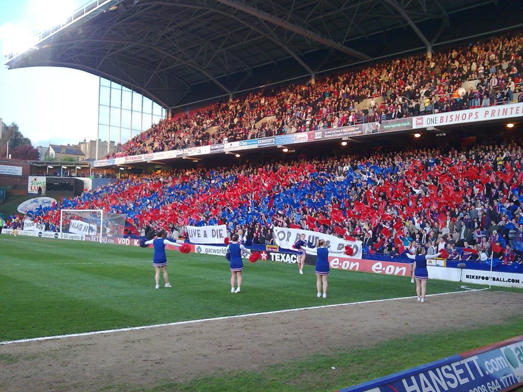 Selhurst Park trong bản tin lịch giao hữu Crystal Palace hè 2026