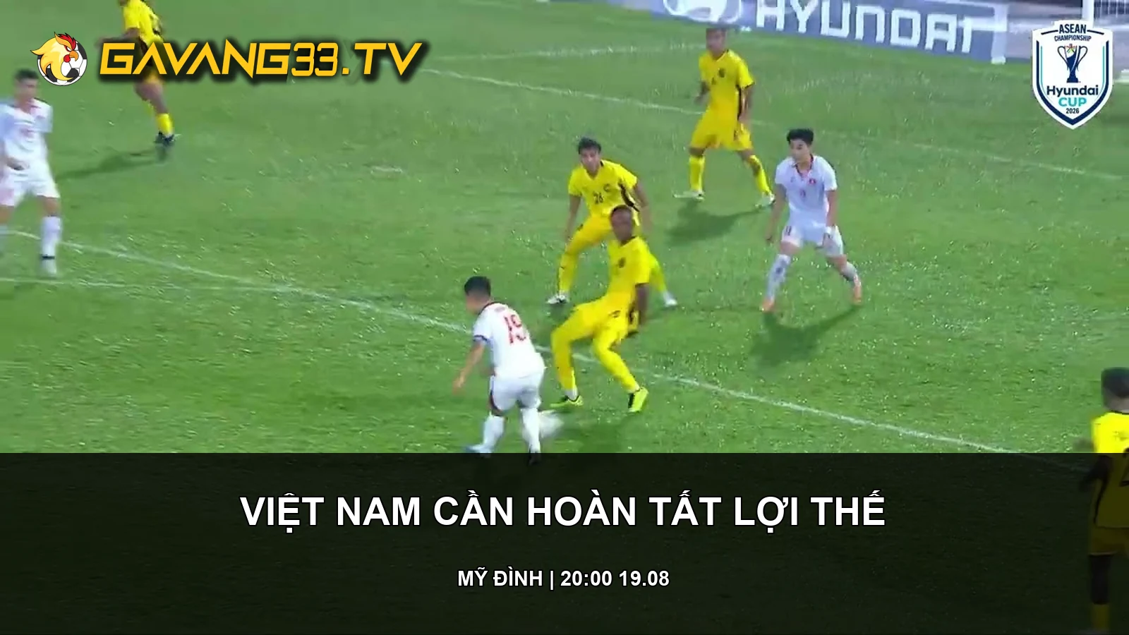 Cầu thủ Việt Nam và Malaysia trong trận bán kết lượt đi ASEAN Hyundai Cup 2026